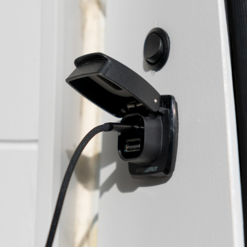 Scanstrut SC-USB-F4 Flip Pro Plus Fast Charging Socket